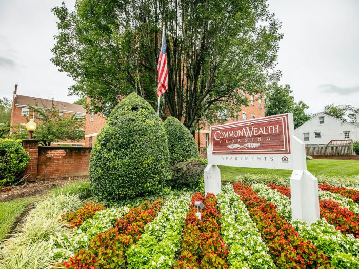 Commonwealth Crossing Entrance Landscaping Virginia